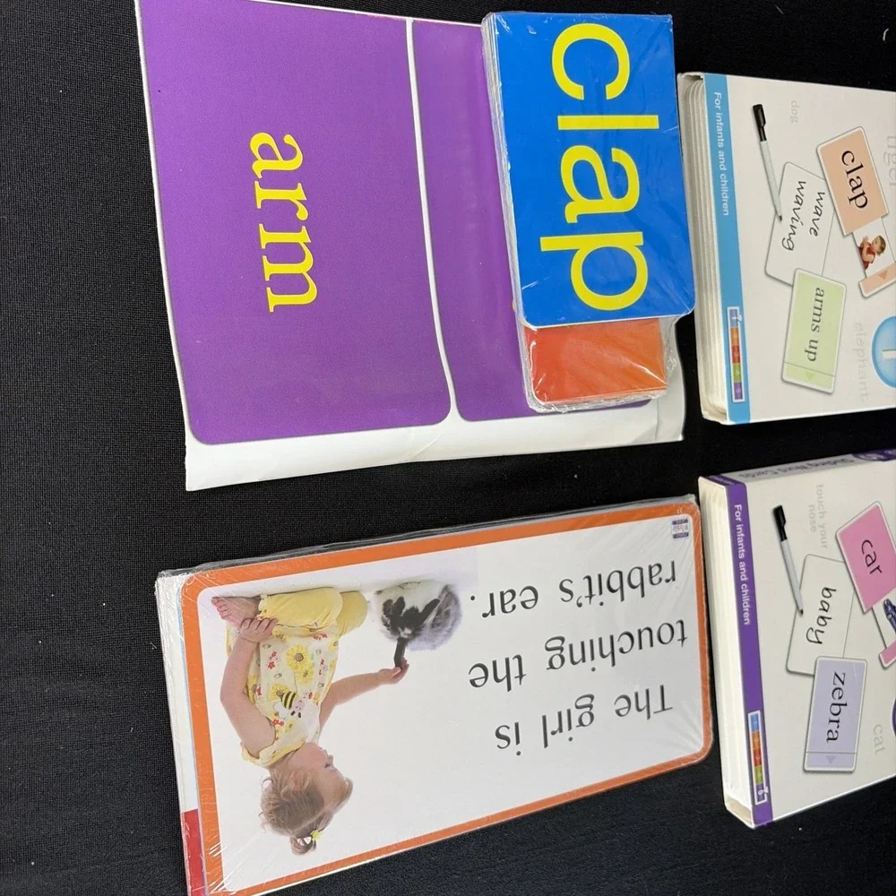 Your Baby Can Learn! Teaching‎ Cards 166 Words Double-Sided by Robert Titzer